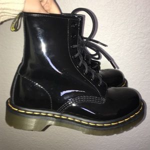 Dr. Martens modern classic 1460 patent 8-eye boots